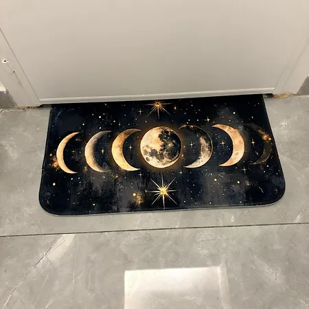 The Moon ダラマン